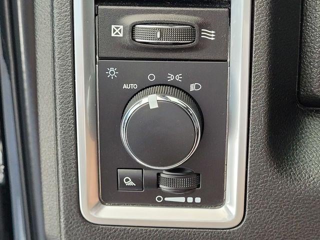 2024 RAM 1500 Classic Warlock Crew Cab 4x2 5'7" Box