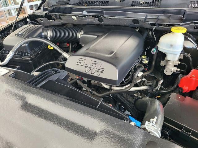 2024 RAM 1500 Classic Warlock Crew Cab 4x2 5'7" Box