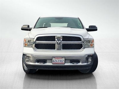 2019 RAM 1500 Classic SLT Crew Cab 4x4 5'7" Box