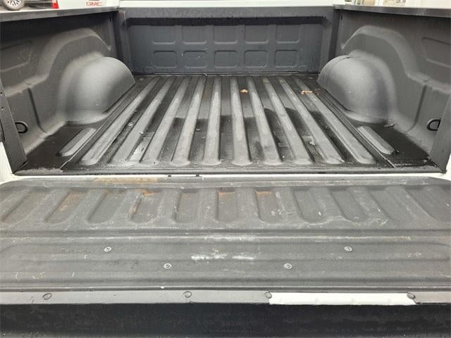 2019 RAM 1500 Classic SLT Crew Cab 4x4 5'7" Box