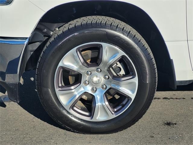 2024 RAM 1500 Laramie Crew Cab 4x2 5'7" Box