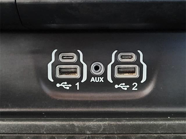 2024 RAM 1500 Laramie Crew Cab 4x2 5'7" Box