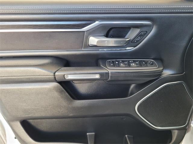 2024 RAM 1500 Laramie Crew Cab 4x2 5'7" Box