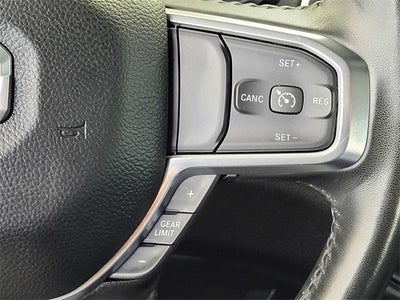 2024 RAM 1500 Laramie Crew Cab 4x2 5'7" Box