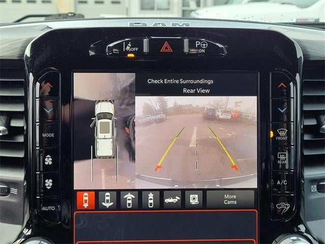 2023 RAM 1500 Laramie Crew Cab 4x2 5'7" Box