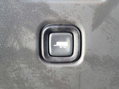 2025 Chevrolet Express Passenger 1LT