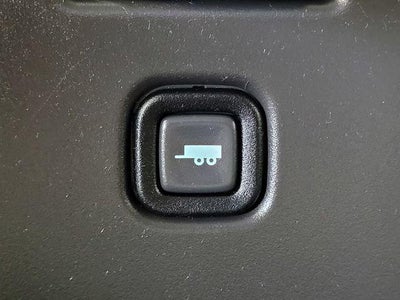 2025 Chevrolet Express Passenger 1LT