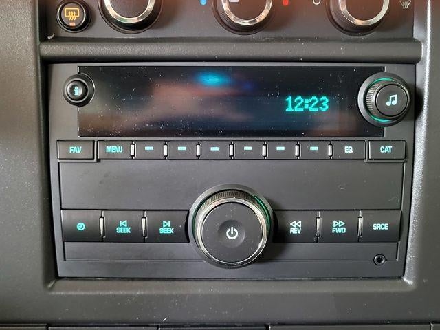 2025 Chevrolet Express Passenger 1LT