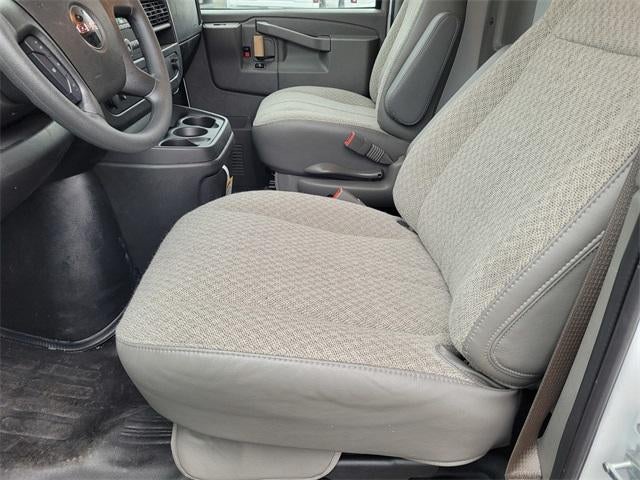 2024 GMC Savana Cutaway 3500 Base