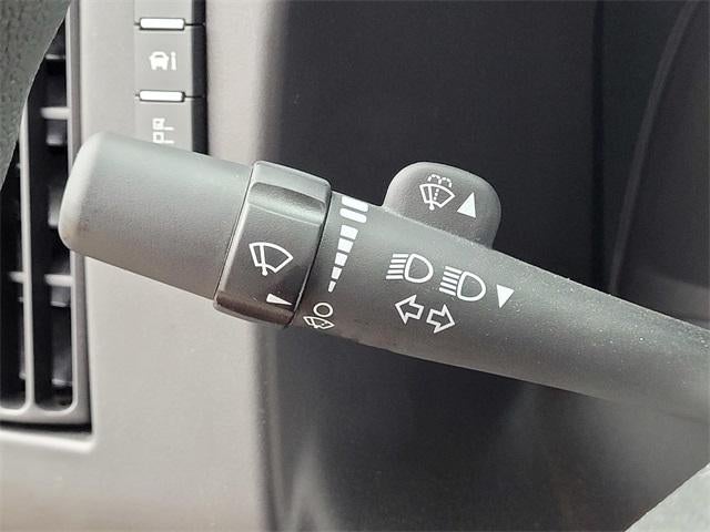 2024 GMC Savana Cutaway 3500 Base