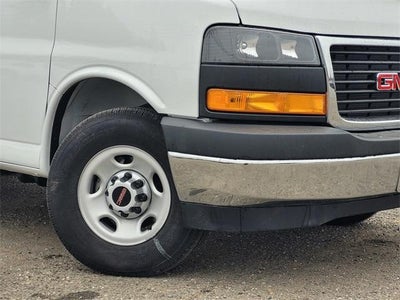 2024 GMC Savana Cutaway 3500 Base