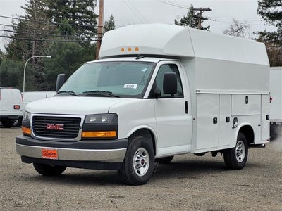 2024 GMC Savana Cutaway 3500 Base