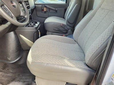 2024 GMC Savana Cutaway 3500 Base
