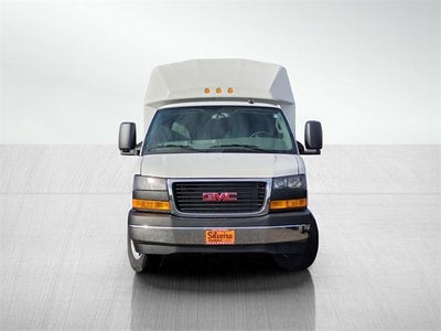 2024 GMC Savana Cutaway 3500 Base