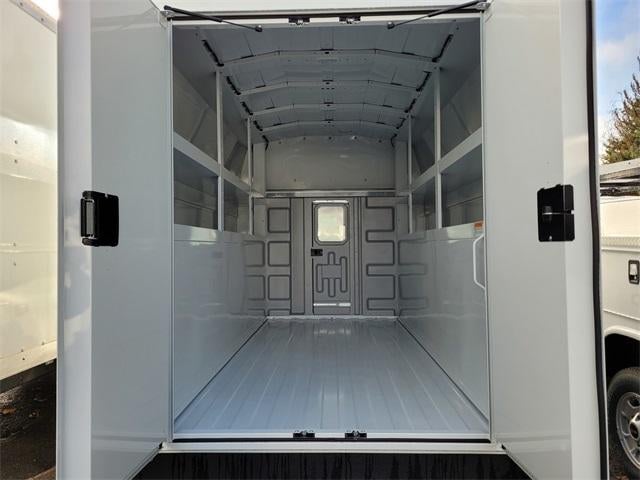 2024 GMC Savana Cutaway 3500 Base