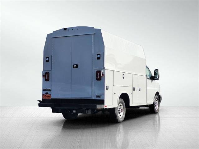 2024 GMC Savana Cutaway 3500 Base