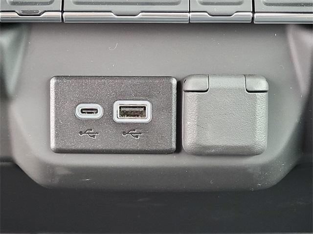 2025 GMC Sierra 2500 HD Pro