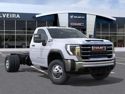 2026 GMC Sierra 3500 HD Chassis Cab Pro