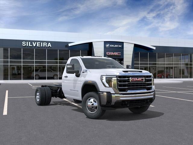 2026 GMC Sierra 3500 HD Chassis Cab Pro