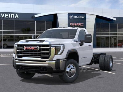 2026 GMC Sierra 3500 HD Chassis Cab Pro