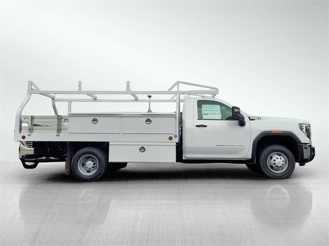 2026 GMC Sierra 3500 HD Chassis Cab Pro