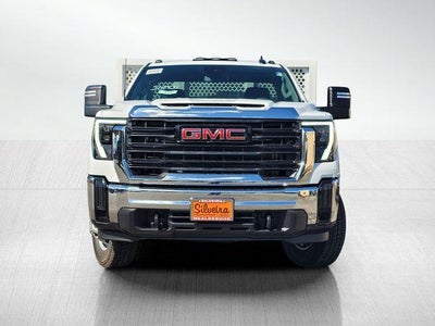 2026 GMC Sierra 3500 HD Chassis Cab Pro