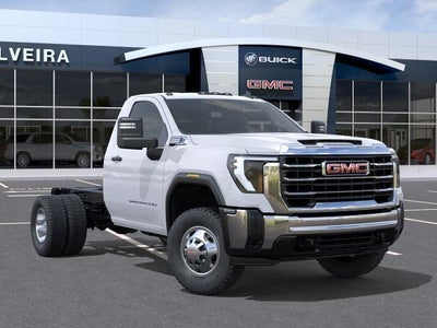 2026 GMC Sierra 3500 HD Chassis Cab Pro