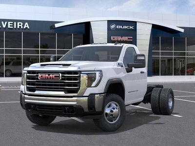 2026 GMC Sierra 3500 HD Chassis Cab Pro