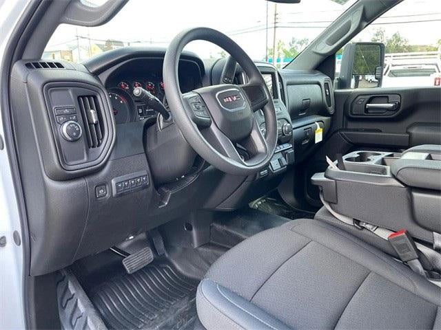 2024 GMC Sierra 3500 HD Chassis Cab Pro