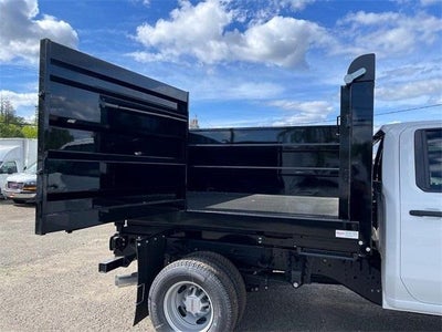 2024 GMC Sierra 3500 HD Chassis Cab Pro