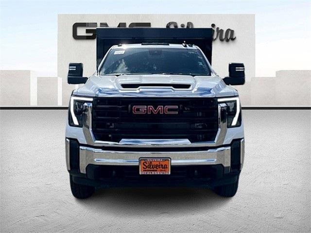 2024 GMC Sierra 3500 HD Chassis Cab Pro