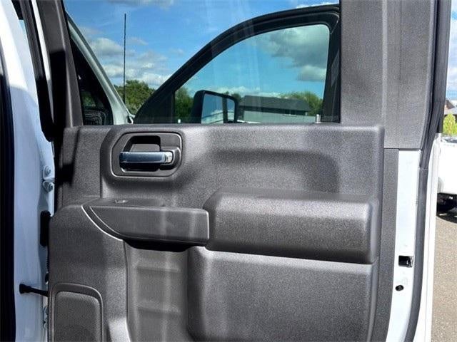 2024 GMC Sierra 3500 HD Chassis Cab Pro