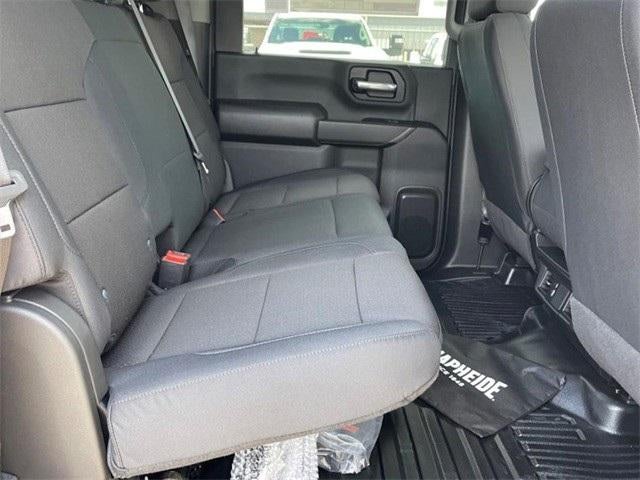 2024 GMC Sierra 3500 HD Chassis Cab Pro