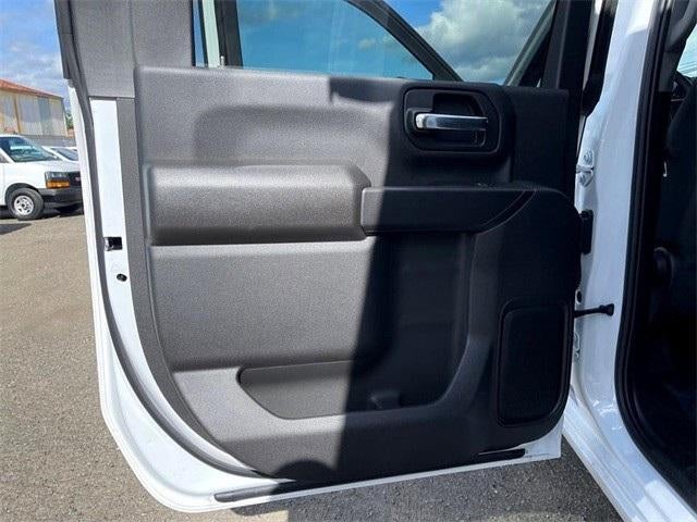 2024 GMC Sierra 3500 HD Chassis Cab Pro