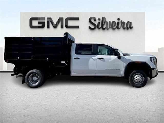 2024 GMC Sierra 3500 HD Chassis Cab Pro