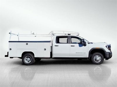 2025 GMC Sierra 3500 HD Chassis Cab Pro
