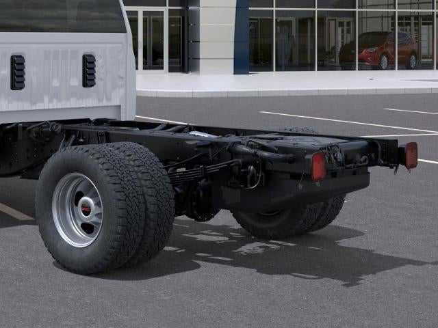 2025 GMC Sierra 3500 HD Chassis Cab Pro