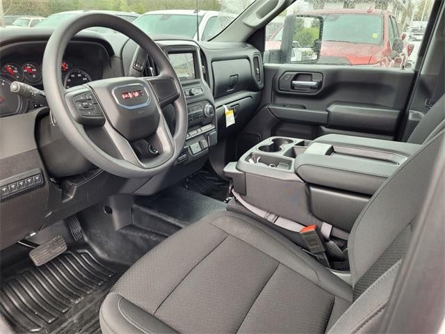 2025 GMC Sierra 3500 HD Chassis Cab Pro