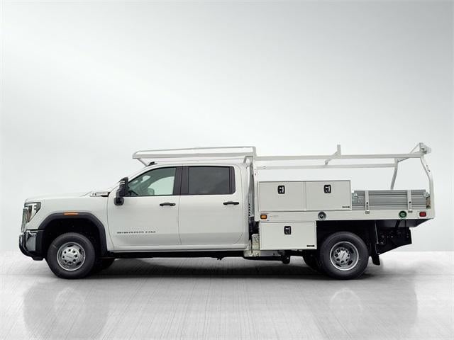 2025 GMC Sierra 3500 HD Chassis Cab Pro