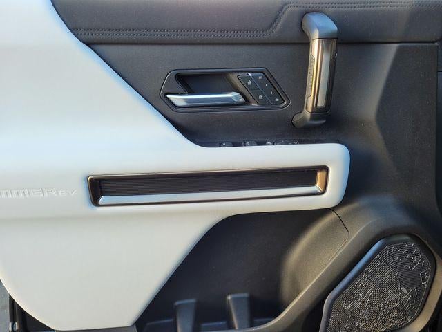 2024 GMC HUMMER EV SUV 2X