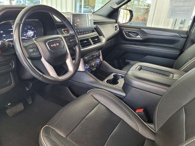 2022 GMC Yukon XL SLT