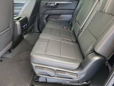 2025 Chevrolet Suburban RST