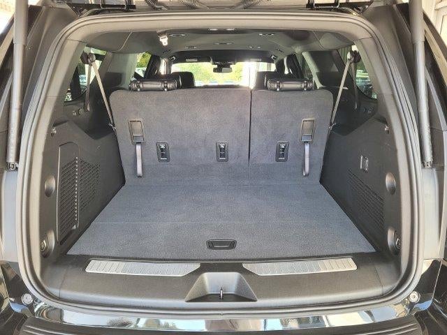 2025 Chevrolet Suburban RST