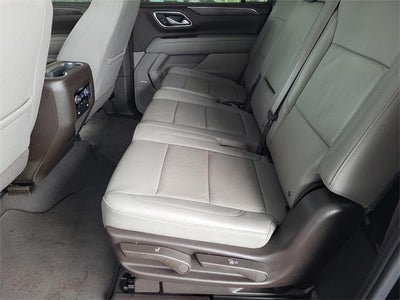 2024 Chevrolet Suburban LT