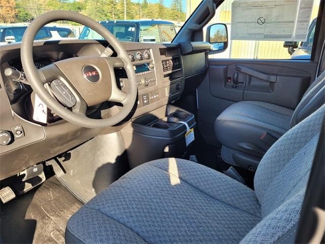 2024 GMC Savana Cargo 2500 Base