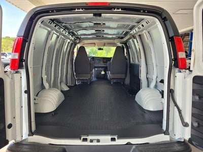 2026 GMC Savana Cargo Base