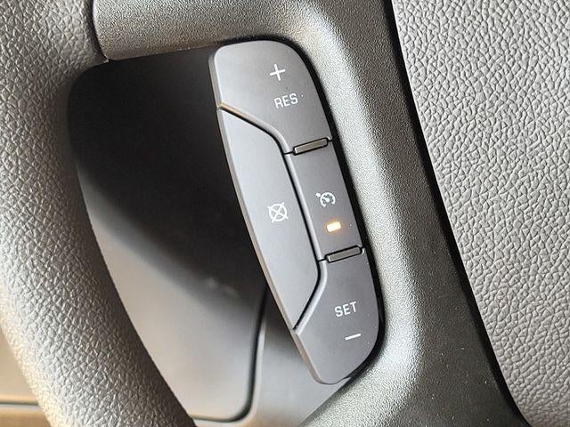 2026 GMC Savana Cargo Base