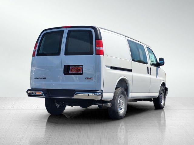 2026 GMC Savana Cargo Base