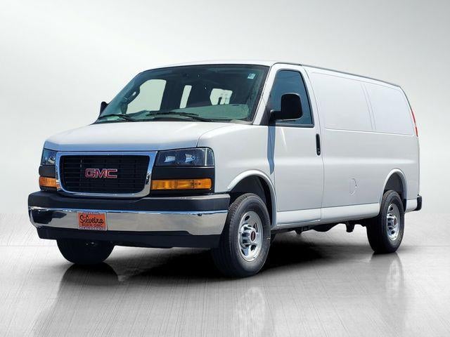 2026 GMC Savana Cargo Base