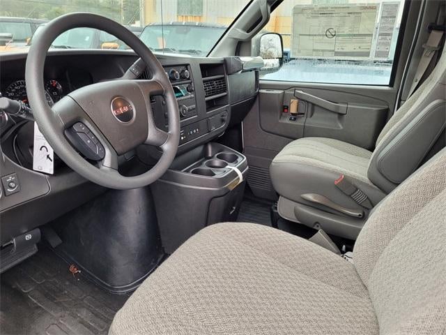2024 GMC Savana Cargo 2500 Base